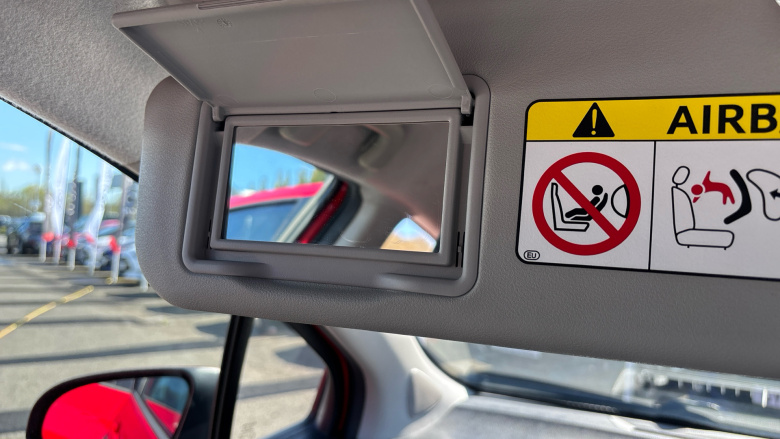 Toyota Yaris 1.5 VVT-i Y20 5dr [Bi-tone] Petrol Hatchback